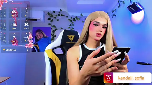 Sophiaa_doll_