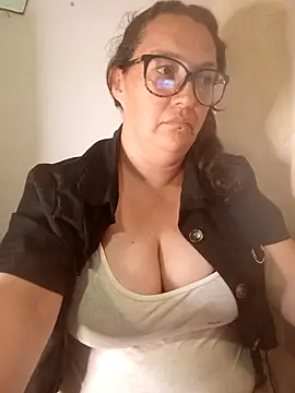 _Saraqueen-- webcam