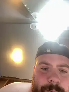 Bear2323 webcam