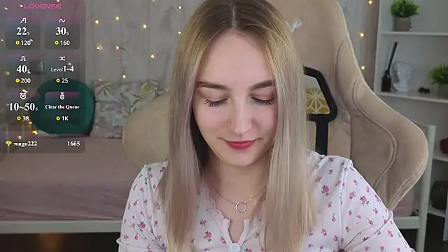 Shy_Polly webcam