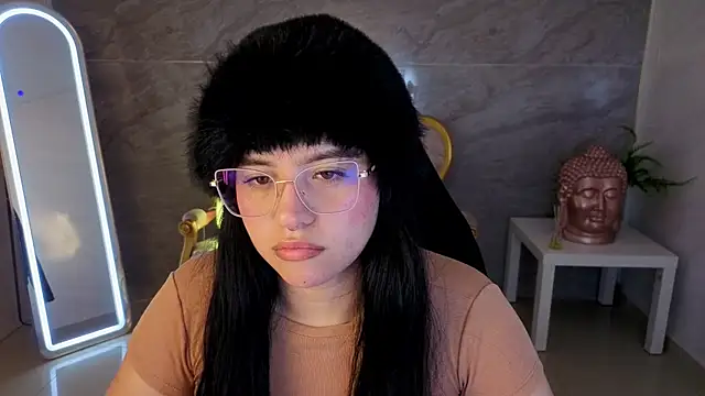 sarita_09_s webcam