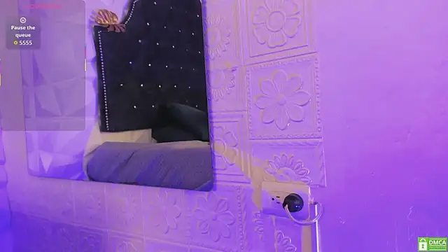 Chloe_moon1 webcam