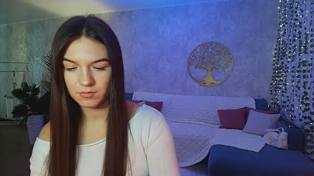 luna_lust_212 live cam on StripChat