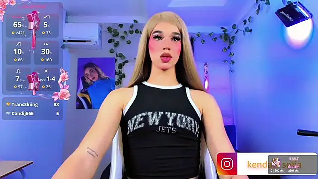 Sophiaa_doll_ webcam