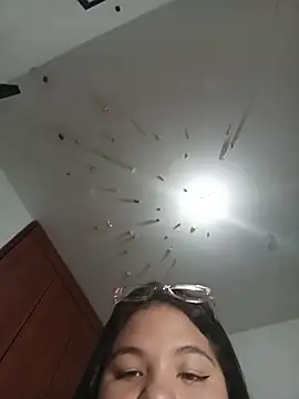 Van3orgasm4me webcam