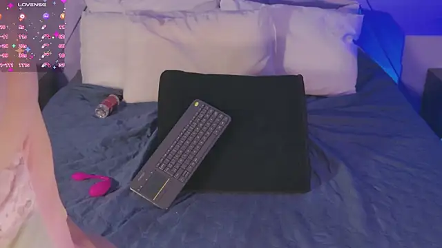 emmajohnss webcam