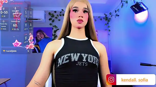 Sophiaa_doll_ webcam