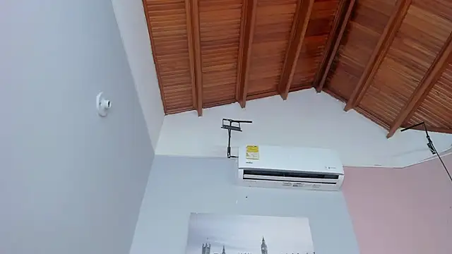 valery_rivers webcam