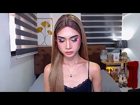 JuicyCockThea live cam on StripChat