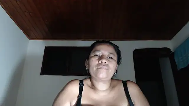 adrixxx38 webcam