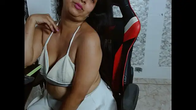 Zarinamoon webcam