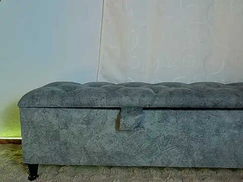 Blueberry_gothic webcam