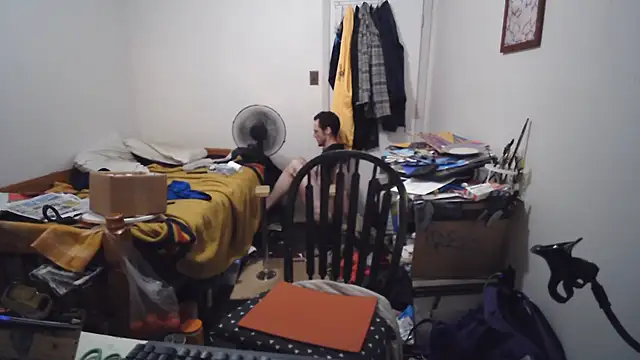 johnnymoves (Ask my age) - dick out, and dance