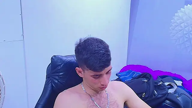 DEIBY_BABY live cam on StripChat