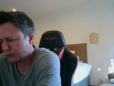 TroyDieselXXX webcam