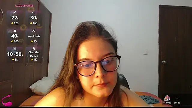 MadieeLorez webcam