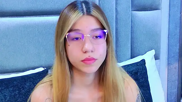 VioletSweetts webcam