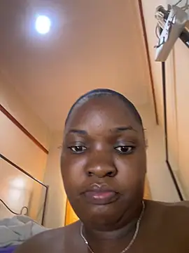 sweet18creamybigpussy webcam