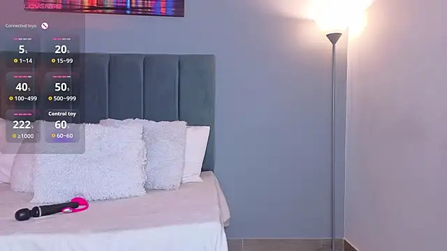 ninna_curly webcam