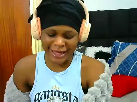 BlondieBitch webcam