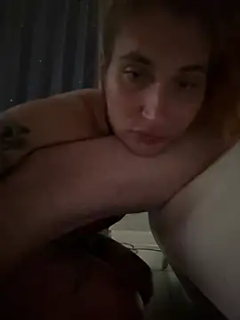ArielDawn webcam