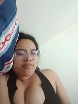 shayra_alina webcam