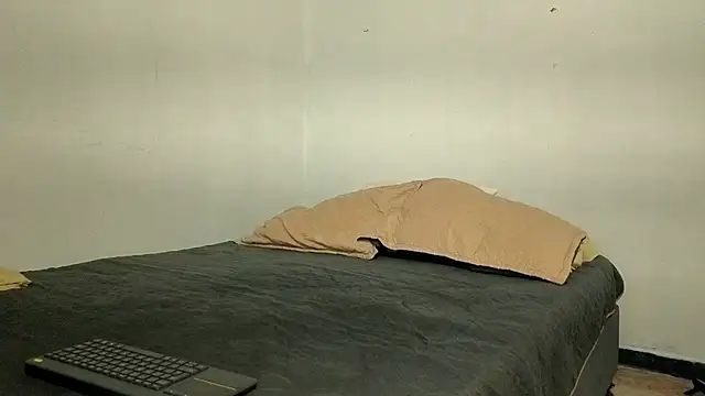 horny_desire_xxx webcam
