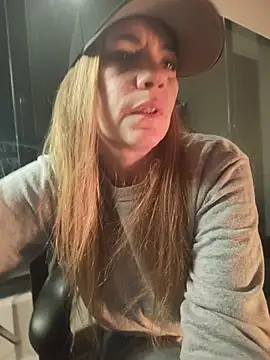 Carla_41 webcam