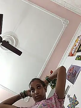 Sexy-Kajal2 webcam