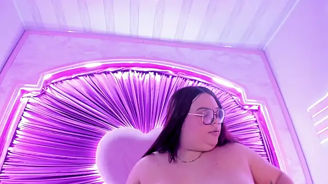 Lushi_Love webcam