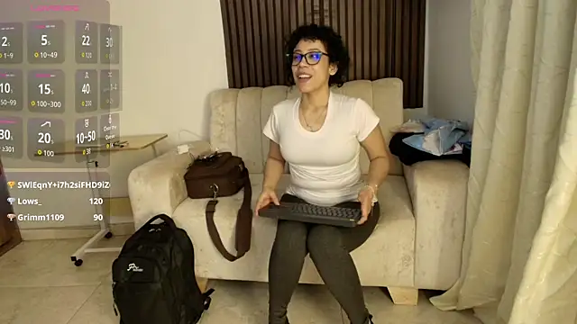 Laena_Castillo webcam