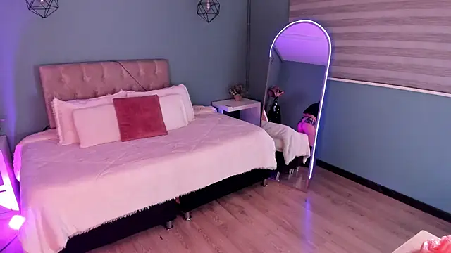 Catti_Brie webcam