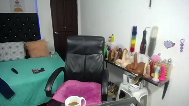 mature_bigboobs10 webcam