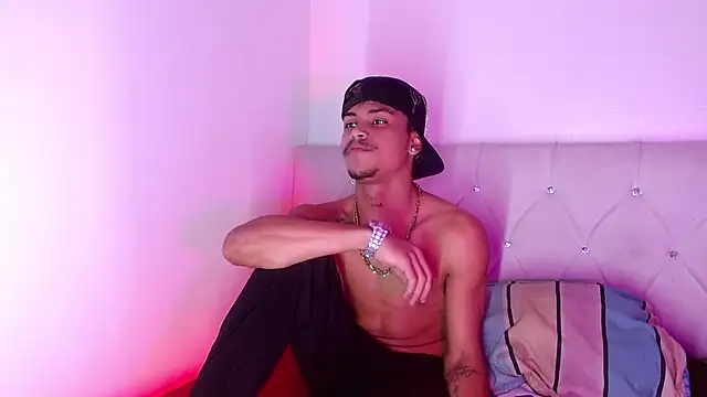 Angel_foxc13 webcam