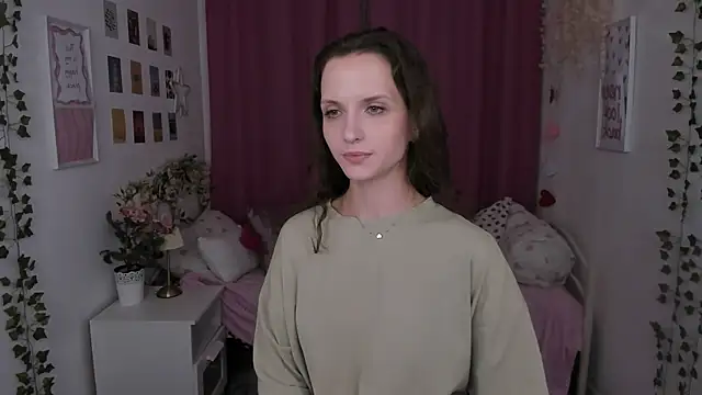Ariadna_Shy webcam