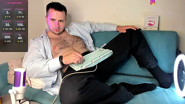 Alexey_Hairy webcam