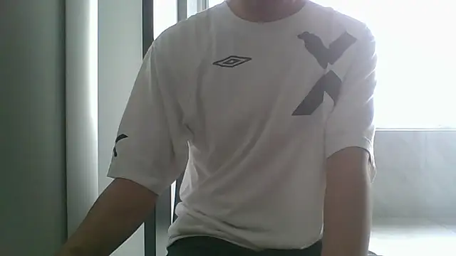 nole_china7 (Ask my age) - talk / fun / cum