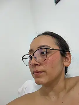 Kay_LustyWife Live Webcam on Stripchat