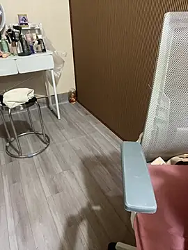 Mina048 webcam