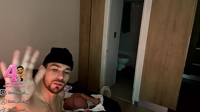 Emanuell__ live cam on StripChat