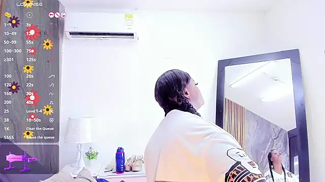 LauraSaenz01 webcam