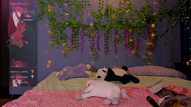Lillie_Berry webcam