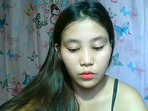 SexyAsianPussy4u webcam