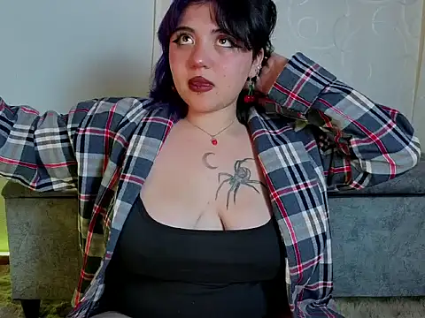 Blueberry_gothic webcam