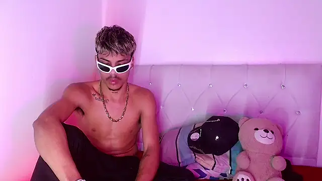 Angel_foxc13 webcam
