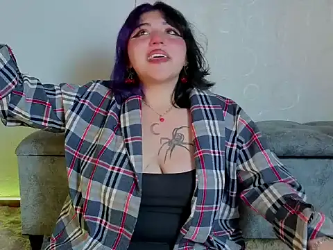 Blueberry_gothic webcam