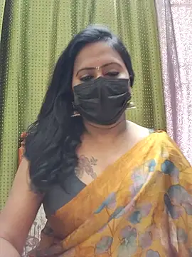 Meera_mia webcam