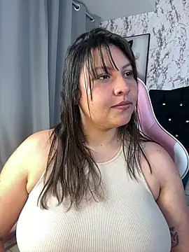 Larissa_Antonella webcam