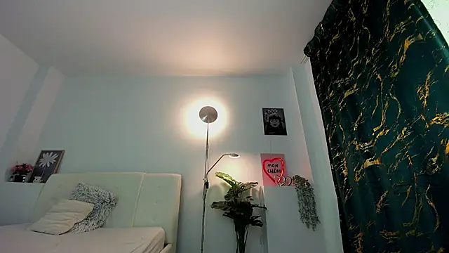 innocent_eva1 webcam