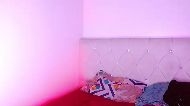 Angel_foxc13 webcam